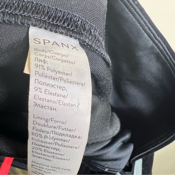 Spanx Velvet Leggings Black - Picture 6 of 6